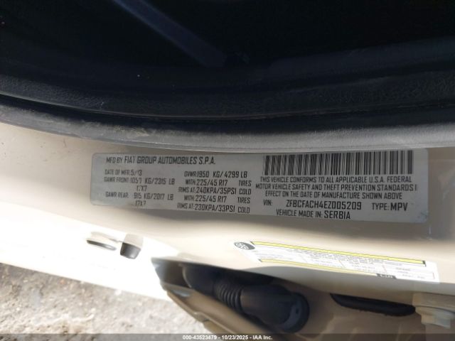 2014 FIAT 500L ZFBCFACH4EZ005209 Photo 8