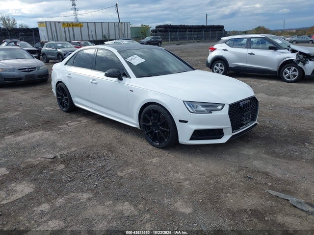 2017 AUDI A4 WAUENAF49HN003045 Photo 0