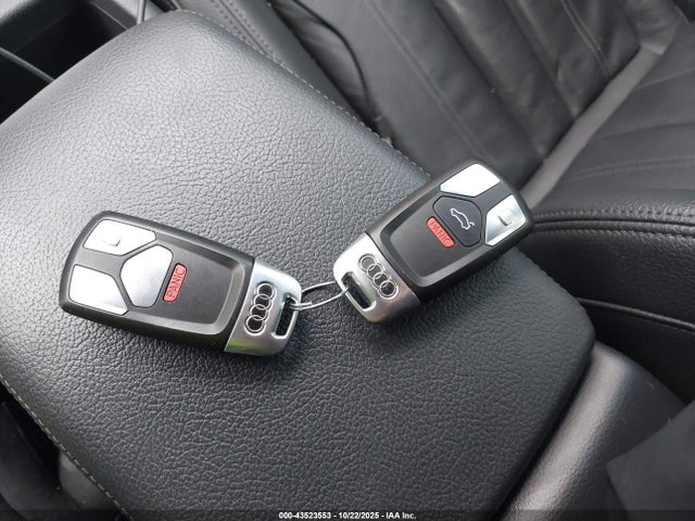 2017 AUDI A4 WAUENAF49HN003045 Photo 10