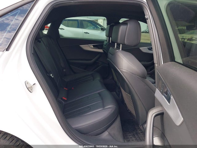 2017 AUDI A4 WAUENAF49HN003045 Photo 7
