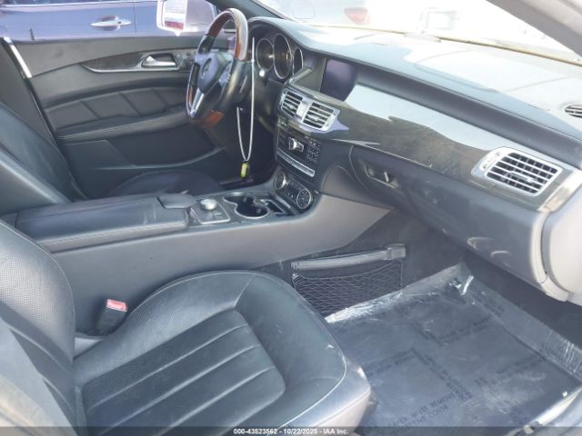 2014 MERCEDES-BENZ CLS 550 WDDLJ7DB0EA098825 Photo 4