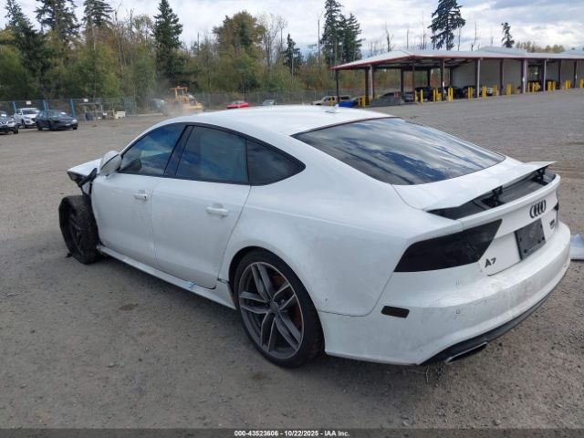 2016 AUDI A7 WAUWGAFC4GN019707 Photo 2