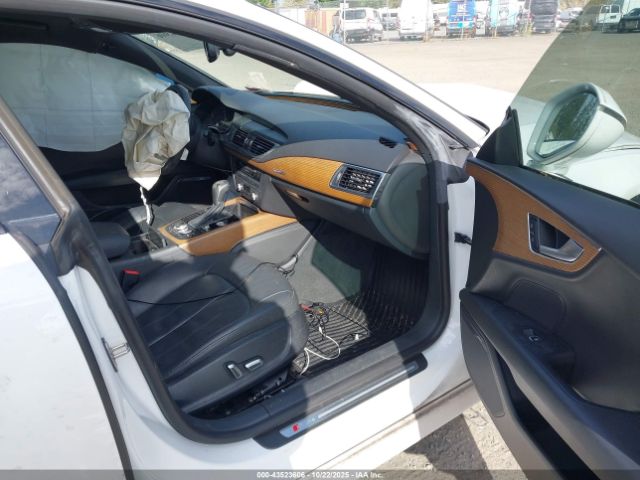 2016 AUDI A7 WAUWGAFC4GN019707 Photo 4