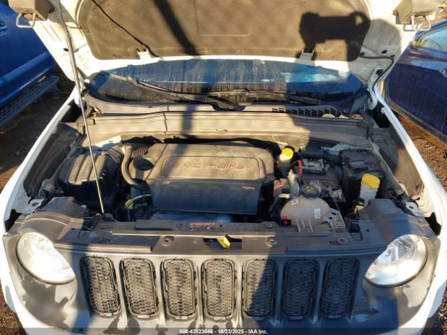 2015 JEEP RENEGADE ZACCJBAT4FPC40833 Photo 9