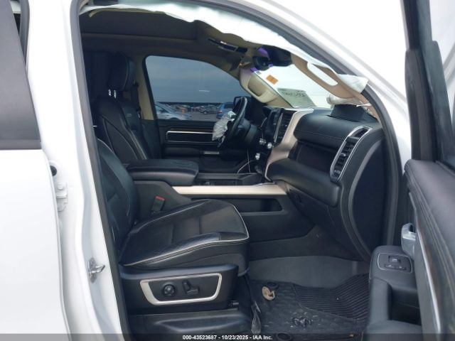 2021 RAM 1500 1C6RREJT7MN689845 Photo 4