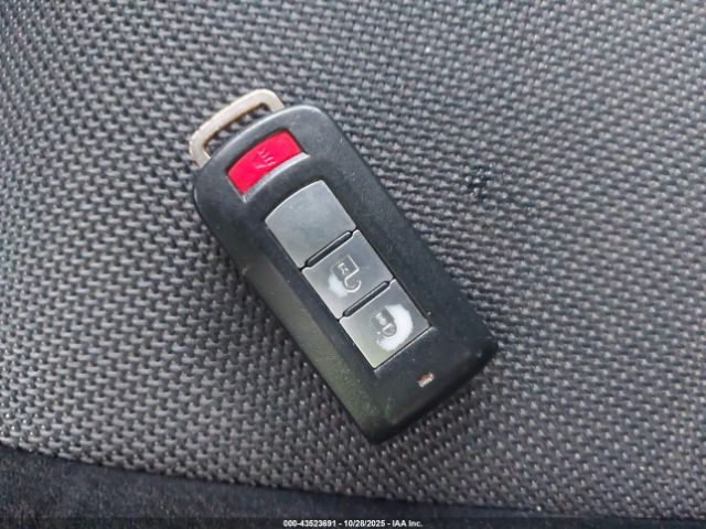 2010 MITSUBISHI OUTLANDER JA4JT4AX8AZ018686 Photo 10