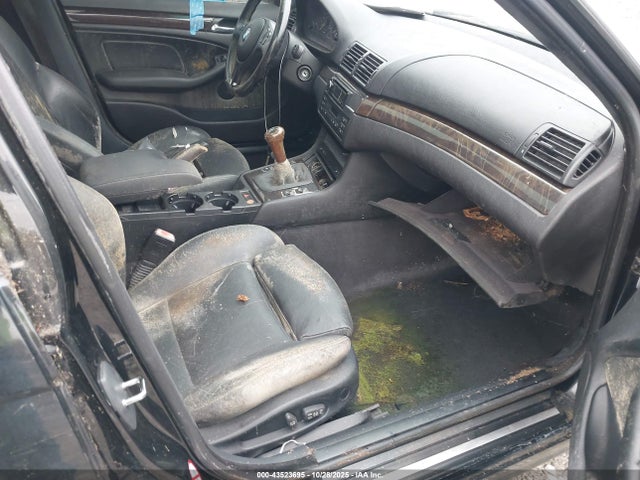 2001 Bmw 325i მანქანა იყიდება აუქციონზე, vin: WBAAW33451EN80298, აუქციონის ნომერი: 43523695