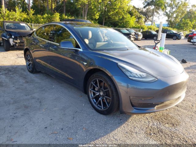 2019 TESLA MODEL 3 5YJ3E1EA0KF298348 Photo 0