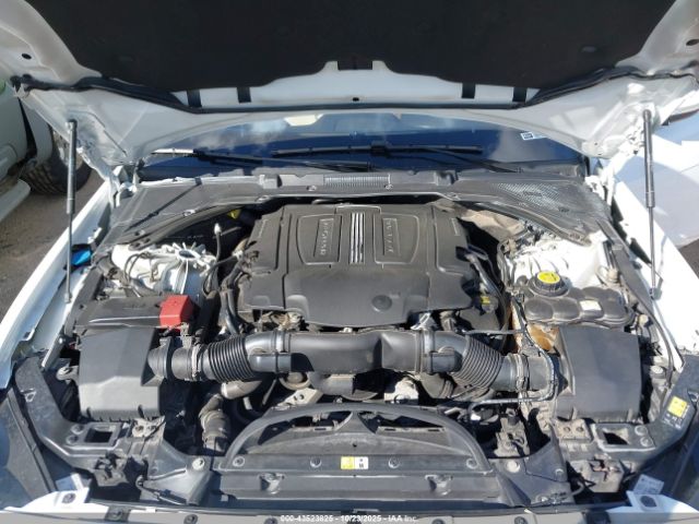 2017 JAGUAR XE SAJAJ4BVXHA967949 Photo 9