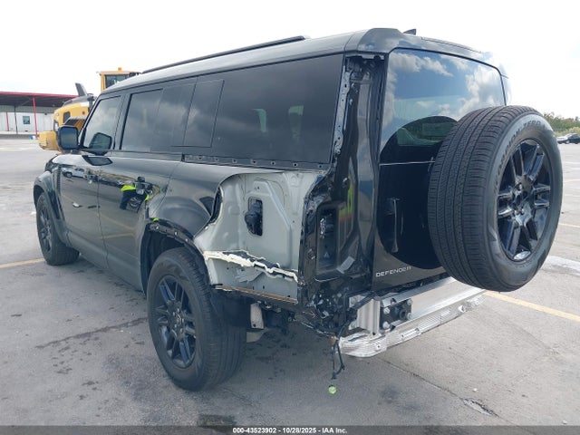 2025 LAND ROVER DEFENDER SALEJFEU4S2406588 Photo 2