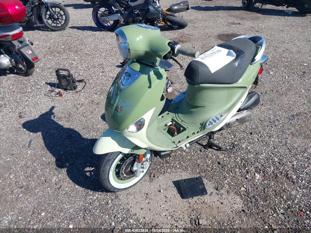 Genuine Scooter Co. Buddy 2026 RFVPAC902T1006967 Image 2