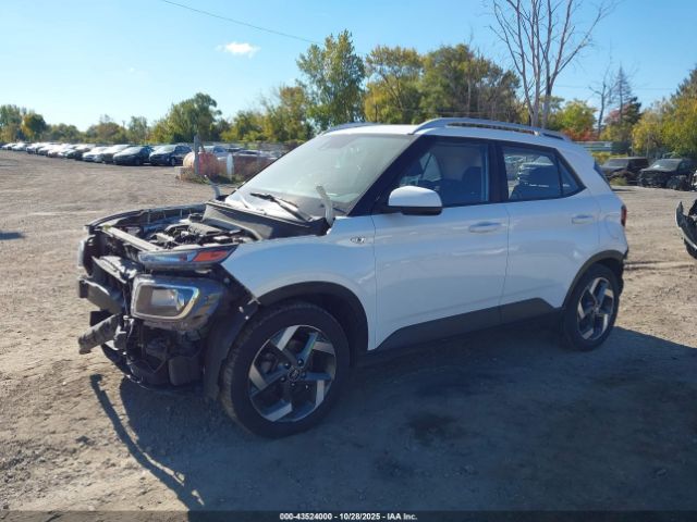 2021 HYUNDAI VENUE KMHRC8A31MU070896 Photo 1