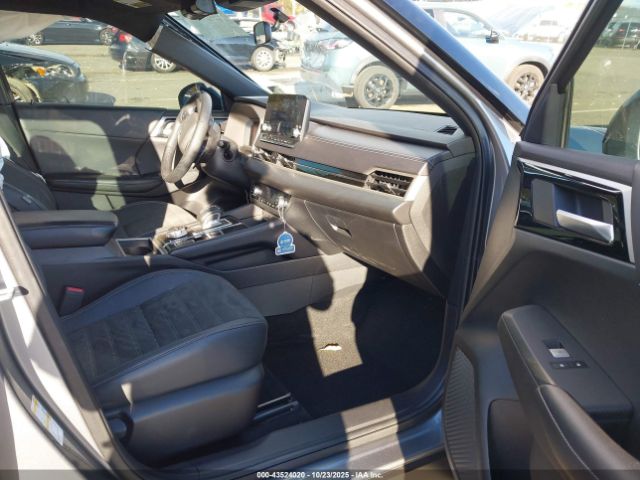 2023 MITSUBISHI OUTLANDER JA4J4UA85PZ016361 Photo 4