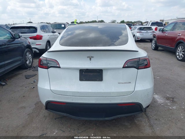 7SAYGDEF5NF415345 Tesla Model Y Performance Dual Motor All-wheel Drive