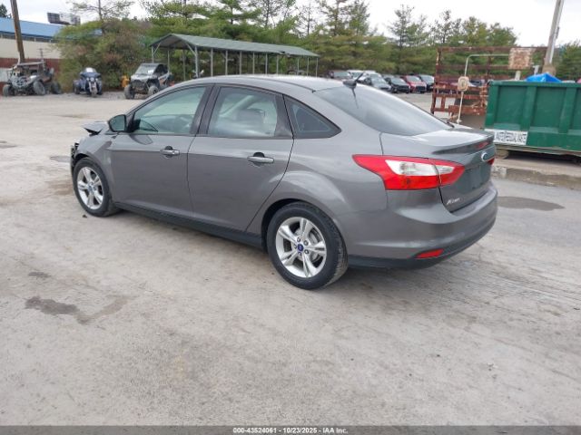 2014 FORD FOCUS 1FADP3F22EL151876 Photo 2