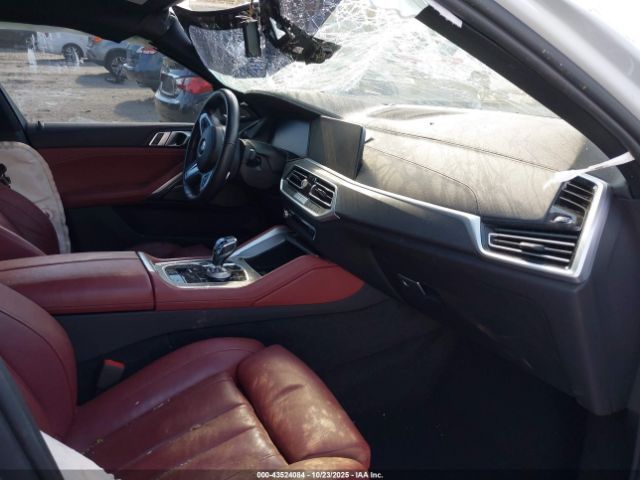 2022 BMW X6 5UXCY8C03N9M18912 Photo 4