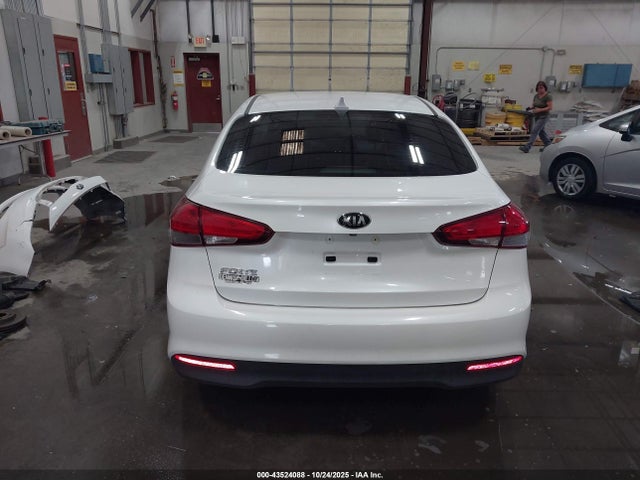 KIA FORTE LX 2017 3KPFL4A75HE060122 Image 17