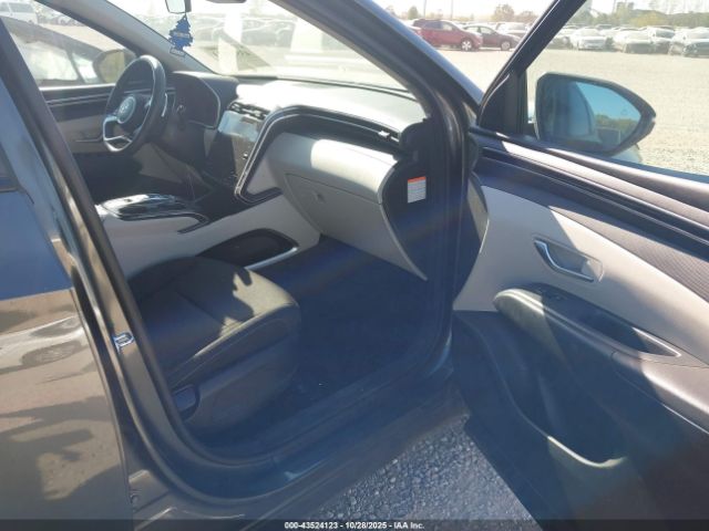2022 HYUNDAI TUCSON PLUG-IN HYBRID KM8JBDA2XNU080988 Photo 4