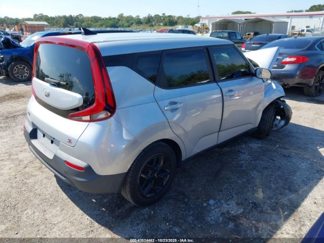 2020 KIA SOUL KNDJ23AU1L7001820 Photo 3