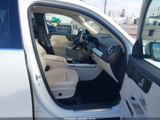 2021 MERCEDES-BENZ GLB 250 W1N4M4GB6MW101866 Photo 4