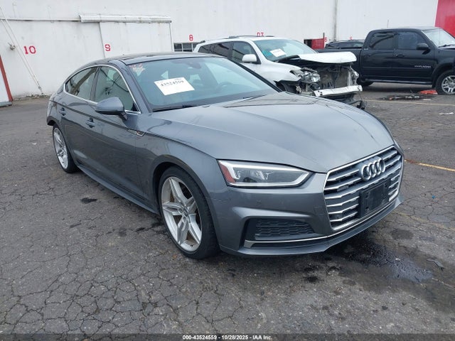 2018 AUDI A5 WAUENCF52JA115476 Photo 0
