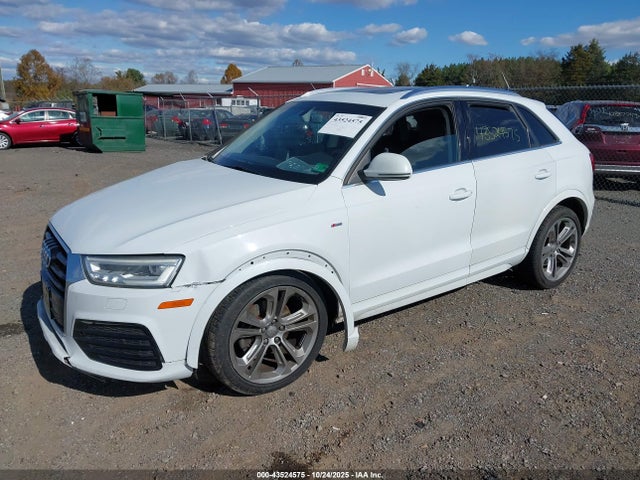 2016 AUDI Q3 WA1GFCFS0GR005870 Photo 1