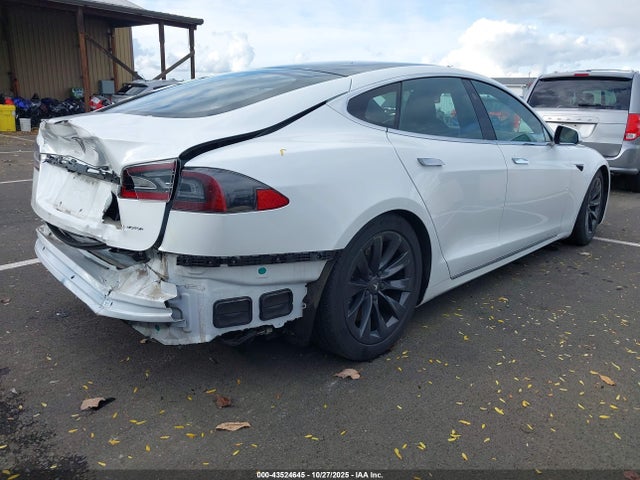 2019 TESLA MODEL S 5YJSA1E27KF343818 Photo 3