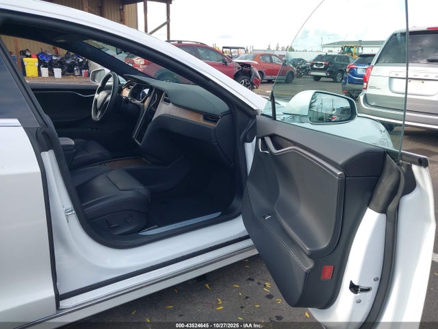 2019 TESLA MODEL S 5YJSA1E27KF343818 Photo 4