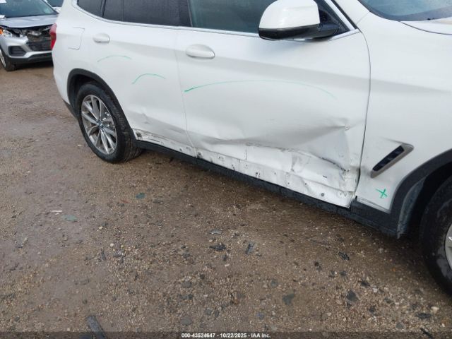 2018 BMW X3 5UXTR9C50JLC77554 Photo 5