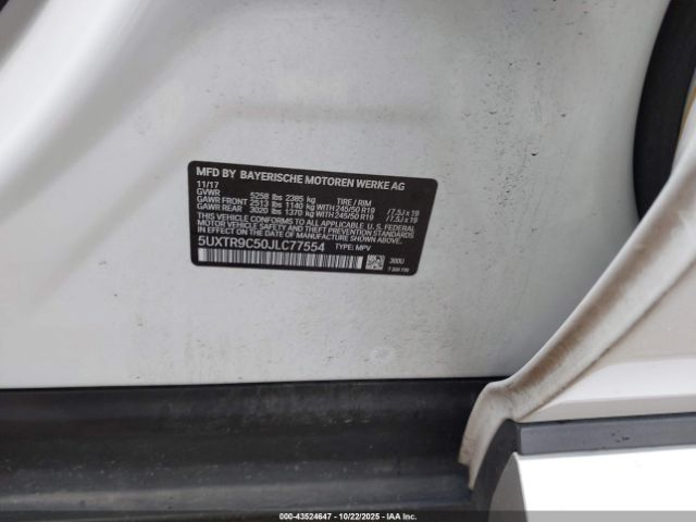 2018 BMW X3 5UXTR9C50JLC77554 Photo 8