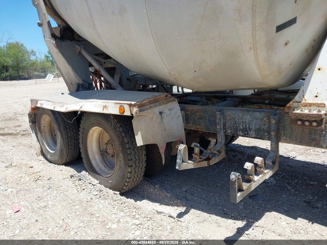 Aukcja sprzedaży 2008 Kenworth Construction T800, vin: 1NKDL00X48J233048, numer aukcji: 43524653