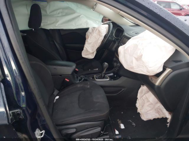 2016 JEEP CHEROKEE 1C4PJMCB5GW162309 Photo 4