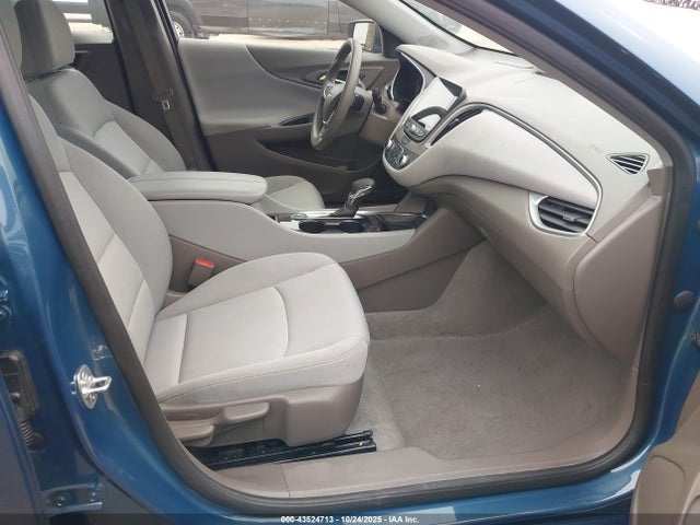 1G1ZD5ST0SF148304 Chevrolet lfv