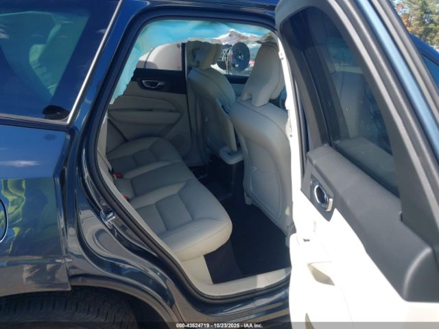2025 VOLVO XC60 PLUG-IN HYBRID YV4H60RC6S1149019 Photo 7