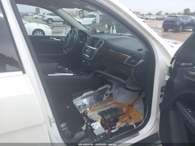 2016 MERCEDES-BENZ GL 450 4JGDF6EE5GA703634 Photo 4