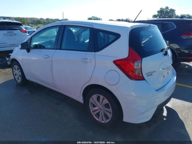 2018 NISSAN VERSA NOTE 3N1CE2CP6JL359704 Photo 2