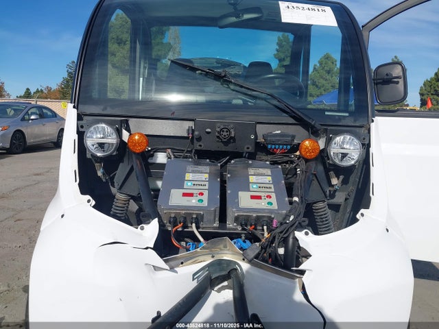 Polaris Global Electric 2019 52CG2AGA2K5021218 Image 10
