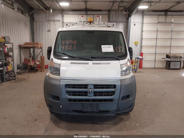 43524821 :رقم المزاد ، 3C6TRVNG2EE115758 vin ، 2014 Ram Promaster 1500 Low Roof مزاد بيع