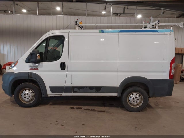 43524821 :رقم المزاد ، 3C6TRVNG2EE115758 vin ، 2014 Ram Promaster 1500 Low Roof مزاد بيع