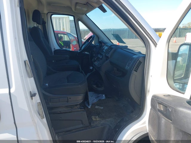 43524821 :رقم المزاد ، 3C6TRVNG2EE115758 vin ، 2014 Ram Promaster 1500 Low Roof مزاد بيع