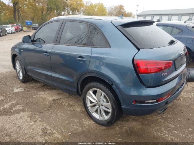 2018 AUDI Q3 WA1ECCFS2JR004632 Photo 2