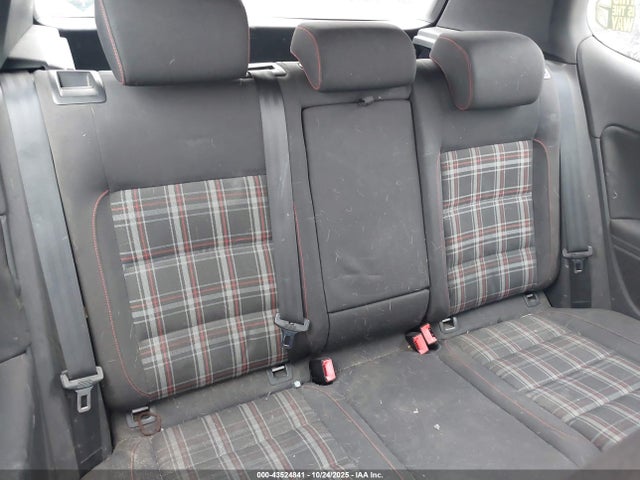 Продаж на аукціоні авто 2010 Volkswagen Gti 2-door, vin: WVWFD7AJ0AW310226, номер лоту: 43524841