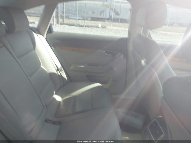 2010 AUDI A6 WAUKGAFBXAN052479 Photo 7