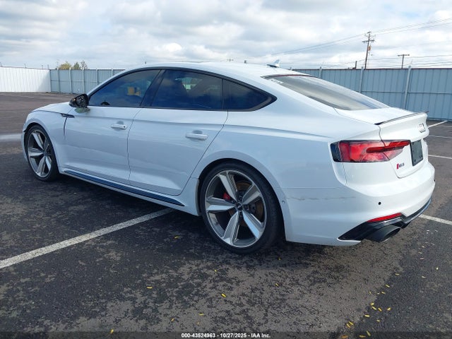 2019 AUDI RS 5 SPORTBACK WUABWCF57KA900826 Photo 2