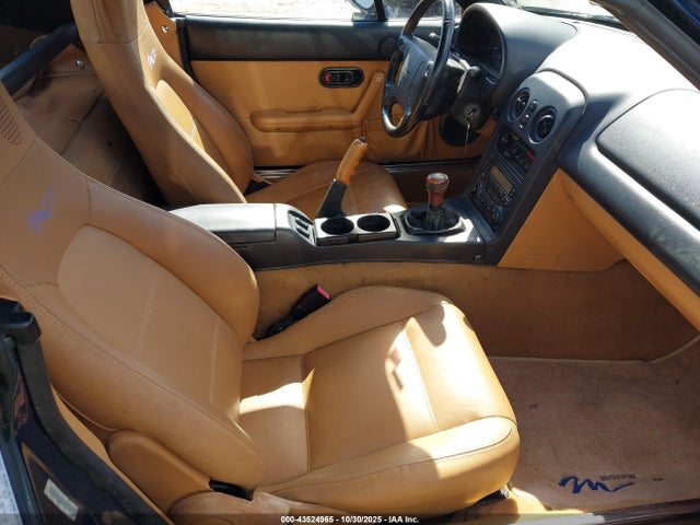 43524965 :رقم المزاد ، JM1NA3534T0711390 vin ، 1996 Mazda Mx-5 Miata مزاد بيع