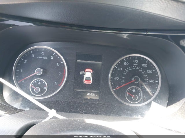 5XXG24J20NG108642 KIA K5 LX