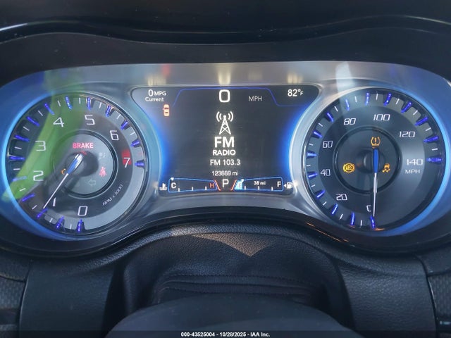 Chrysler 300 300s 2015 2C3CCABGXFH797239 Image 7