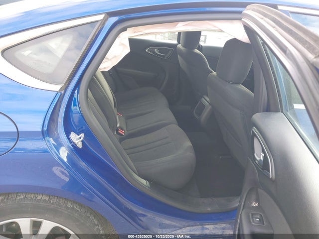 Продажа на аукционе авто 2016 Chrysler 200 Limited, vin: 1C3CCCAB6GN137225, номер лота: 43525025