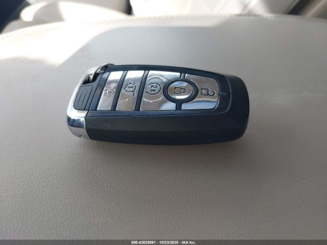 2021 LINCOLN AVIATOR 5LM5J7XC0MGL04124 Photo 10