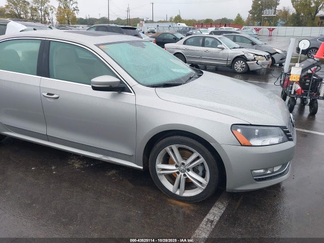 2013 Volkswagen Passat 2.0l Tdi Sel Premium მანქანა იყიდება აუქციონზე, vin: 1VWCN7A3XDC095930, აუქციონის ნომერი: 43525114